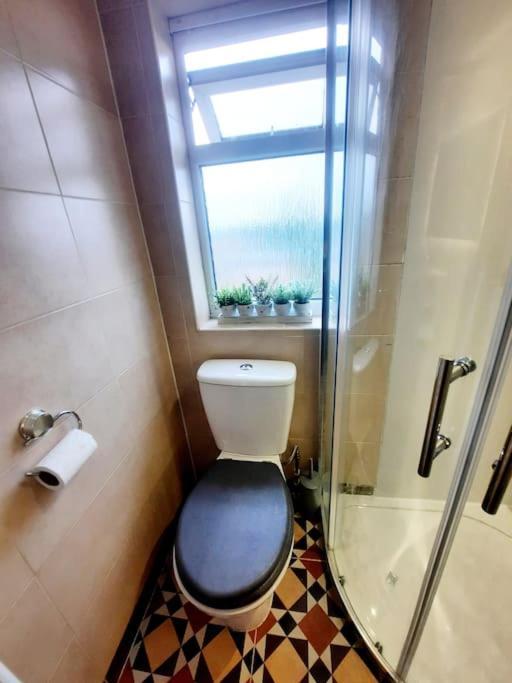 Alross Studio Flat / Private Bathroom Londýn Exteriér fotografie