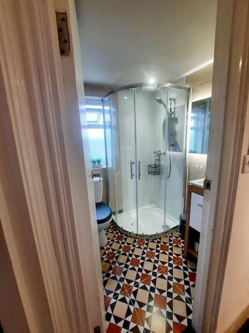 Alross Studio Flat / Private Bathroom Londýn Exteriér fotografie